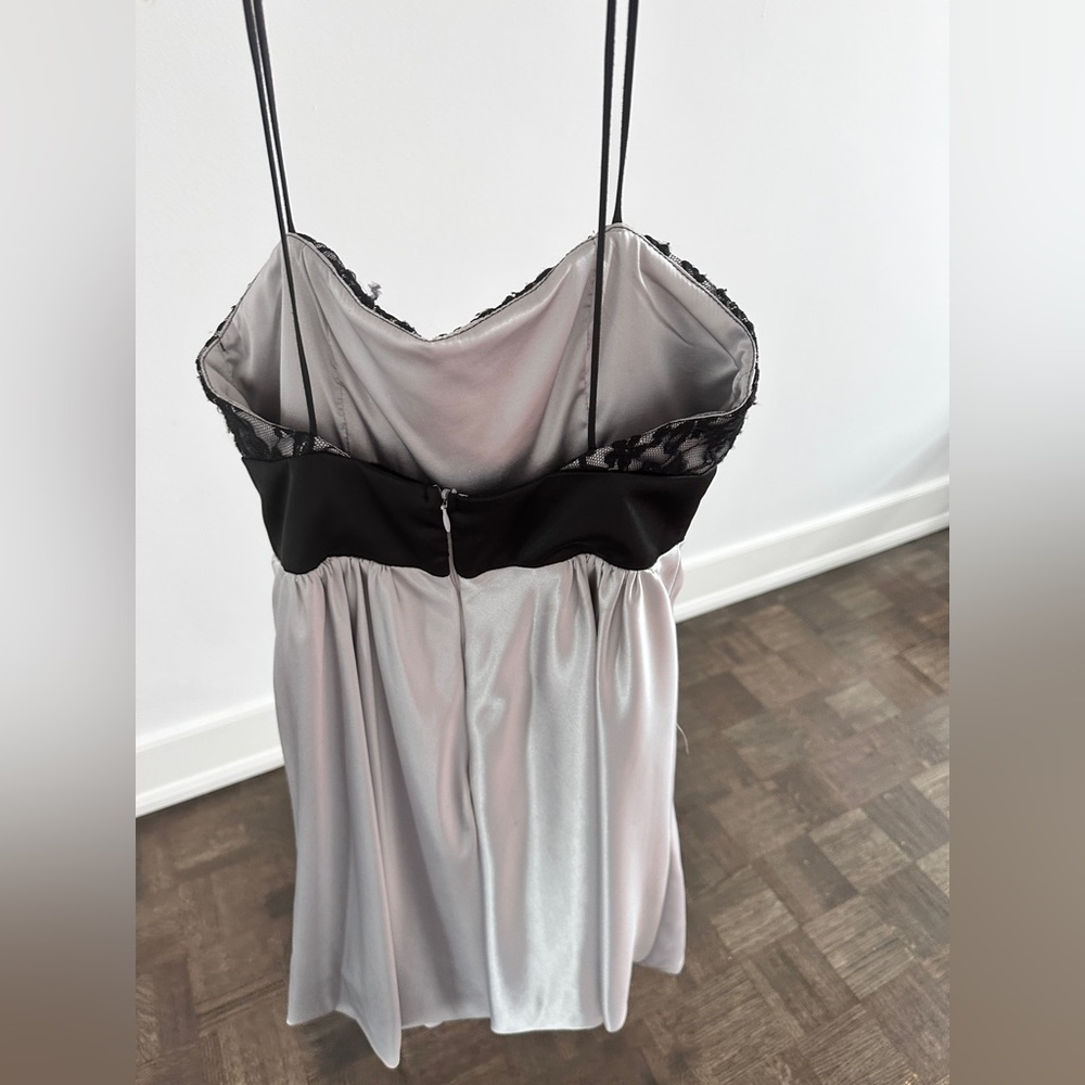 Good dress - Picture 2 of 2